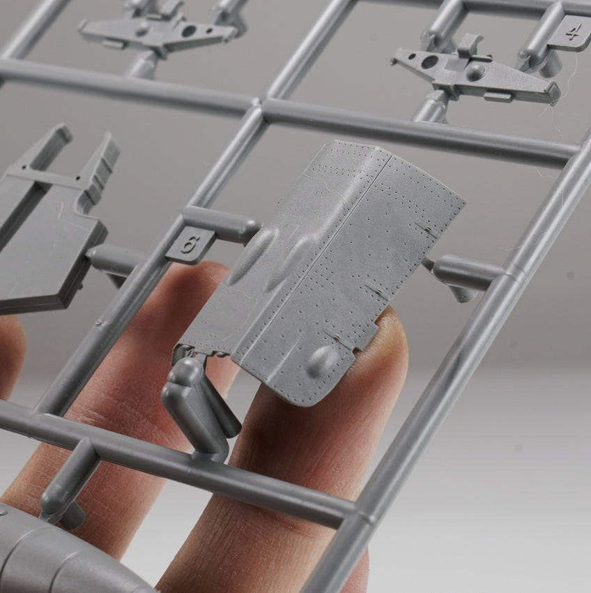 Border 1:35 Focke-Wulf Fw190A-6 w/Full Engine & Weapon Interior