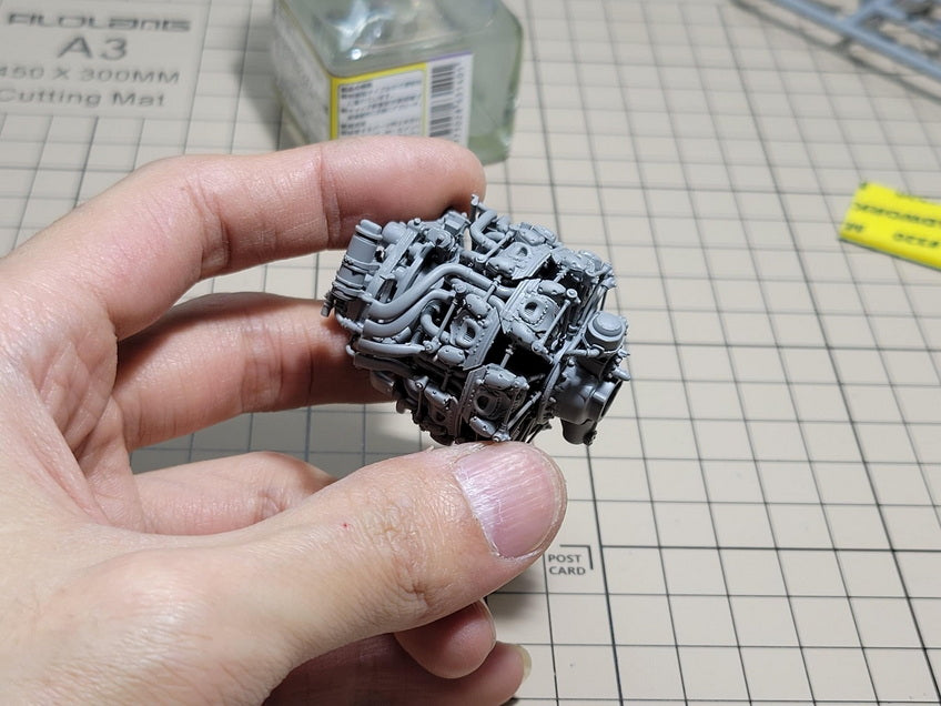 Border 1:35 Focke-Wulf Fw190A-6 w/Full Engine & Weapon Interior