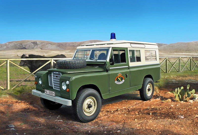 Italeri 1:35 Land Rover Series III
