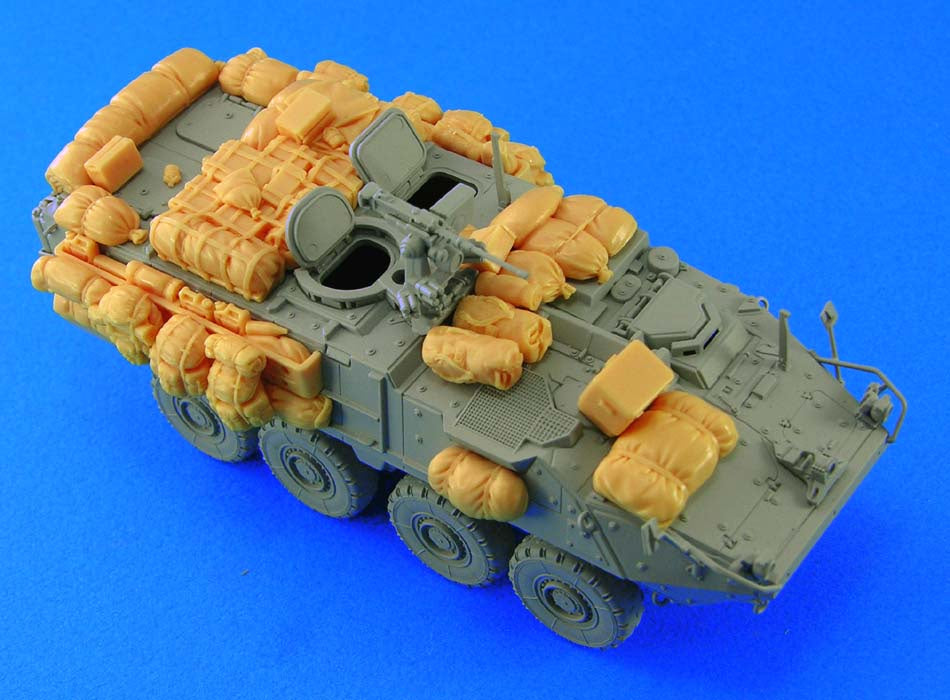 Legend 1:72 Stryker Stowage Resin Set