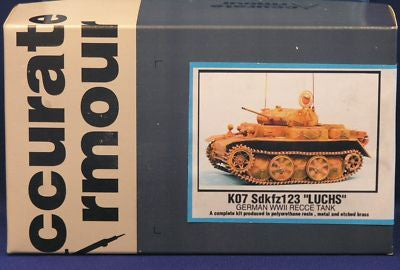 Accurate 1:35 Sd.Kfz.123 "Luchs" Recon. Tank Full Resin Kit (LW)