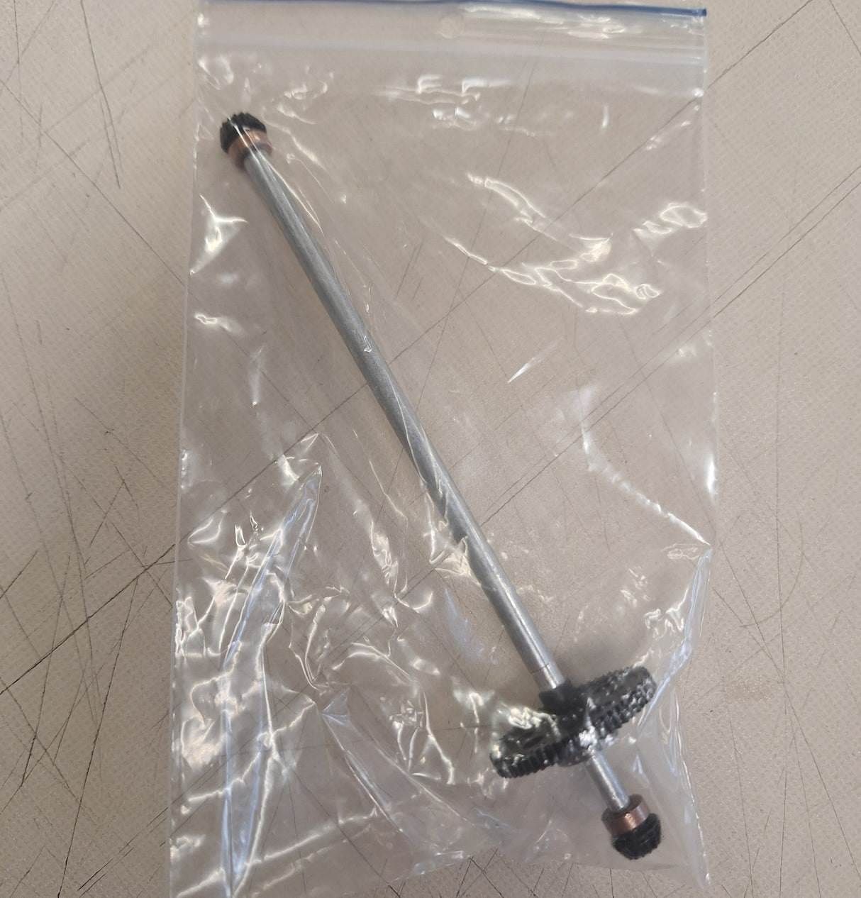 HoSpeed 1:18 Storm Centre Shaft Aluminium w/Gear & Pin, Pinions
