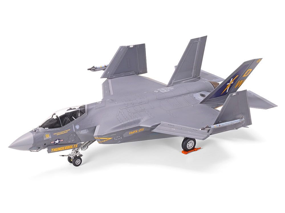 1/72 SCALE LOCKHEED MARTIN  F-35C LIGHTNING II