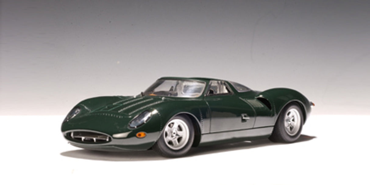 "Pre Owned" Autoart 1:43 Jaguar XJ 13 Green