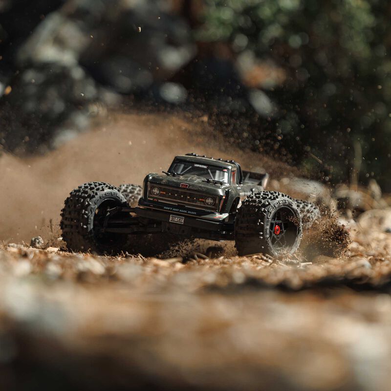 Arrma 1/10 OUTCAST 4X4 4S V2 BLX Stunt Truck RTR