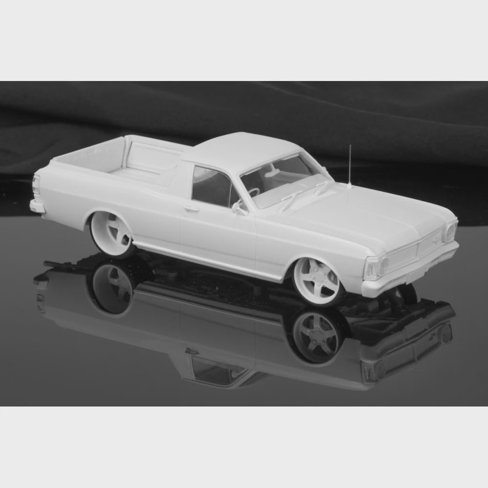 DDA 1:24 Ford XY Falcon Ute Slammed