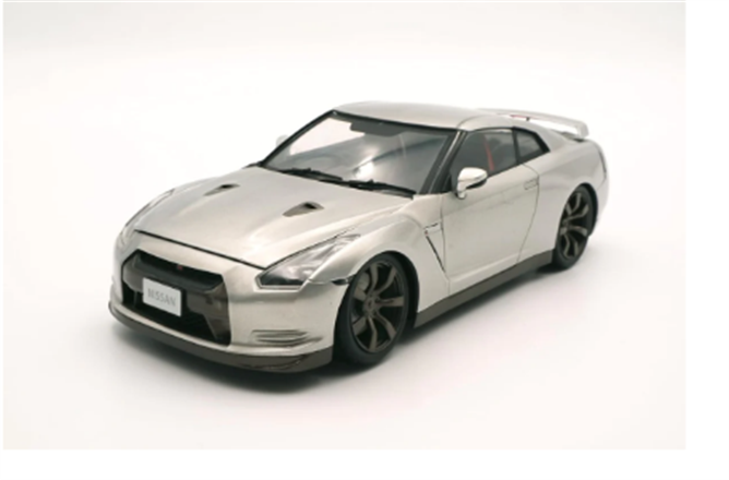 Fujimi 1:24 Nissan GT-R