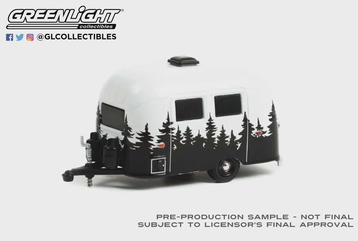 GL 1:64 Airstream 16' Bambi