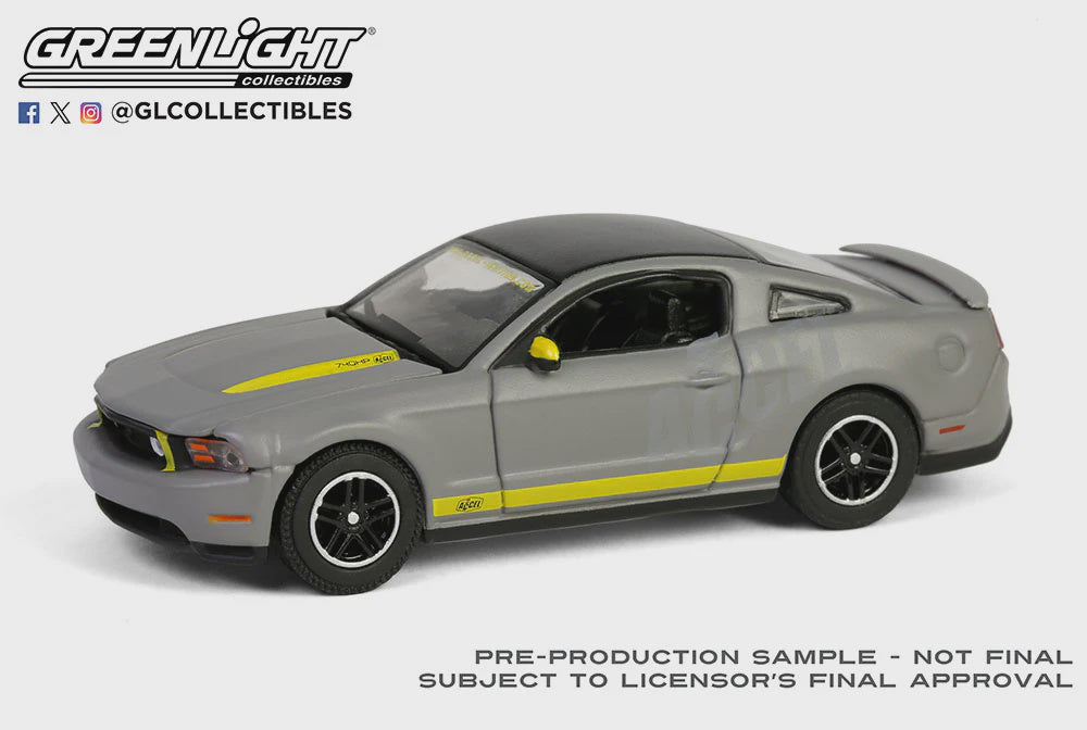 Greenlight 1:64 2011 Ford Mustang