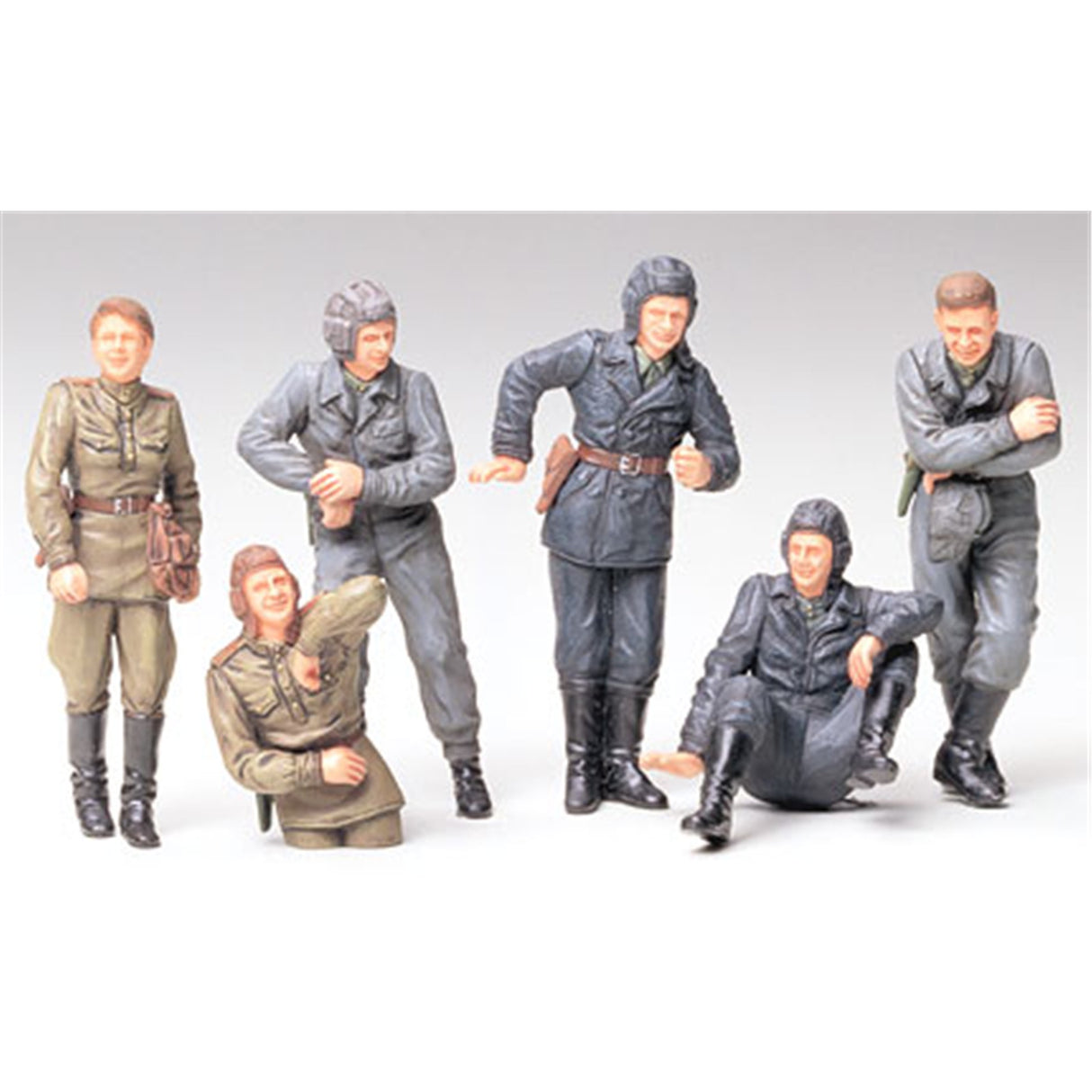 Tamiya 1:35 Russian Army Tank Crew At Rest (LW)