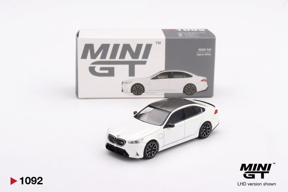 BMW M5 Alpine White