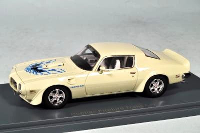 Neo Diecast 1:43 Pontiac Firebird Trans Am Ivory