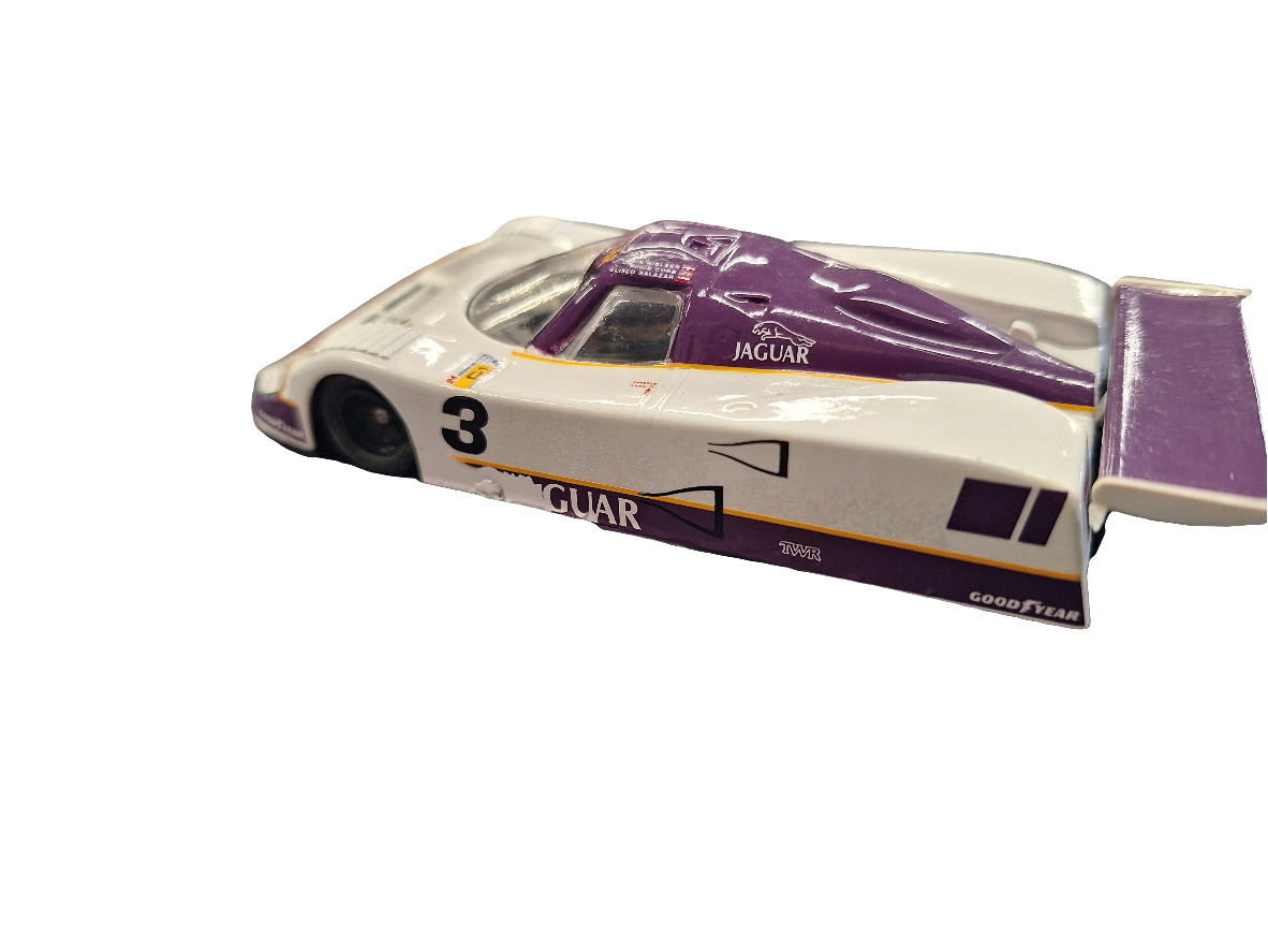 "Pre owned" ONYX 1:43 Jaguar XJR-11 #3 Le Mans 1990