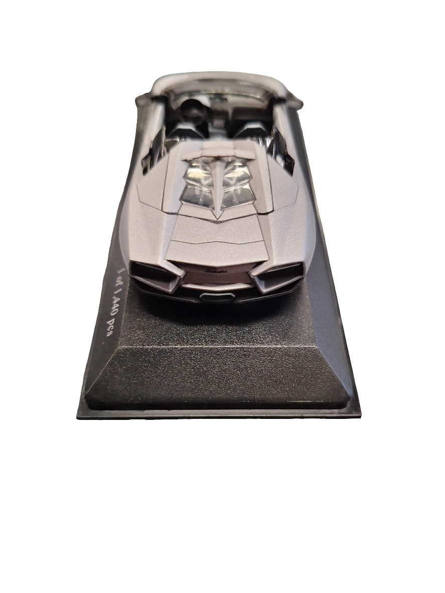 "Pre owned" Minichamps 1:43 2009 Lamborghini Reventon Roadster