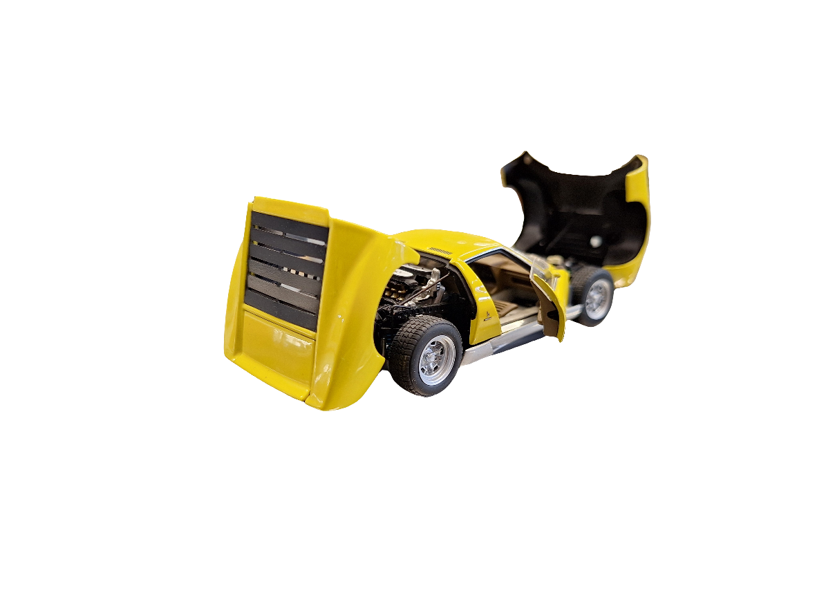 "Pre owned" Autoart 1:43 Lamborghini Miura SV Yellow