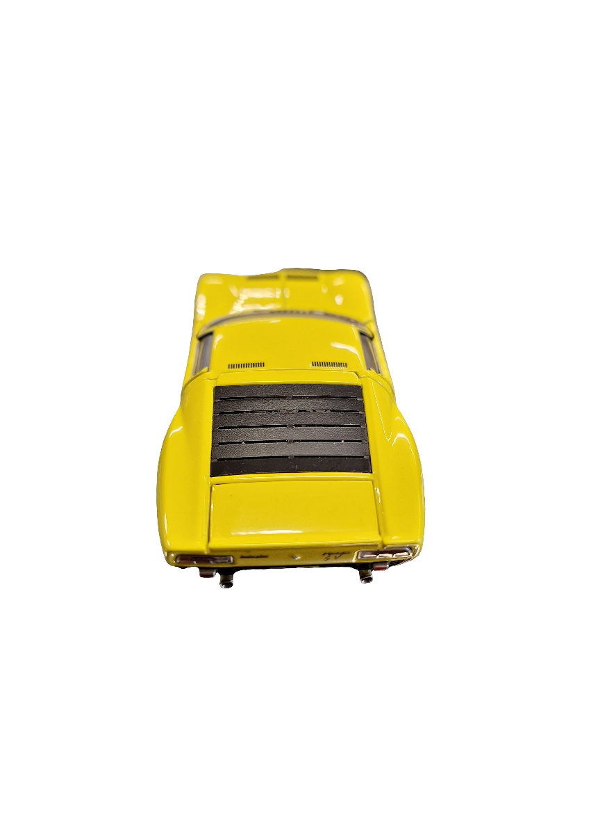 "Pre owned" Autoart 1:43 Lamborghini Miura SV Yellow