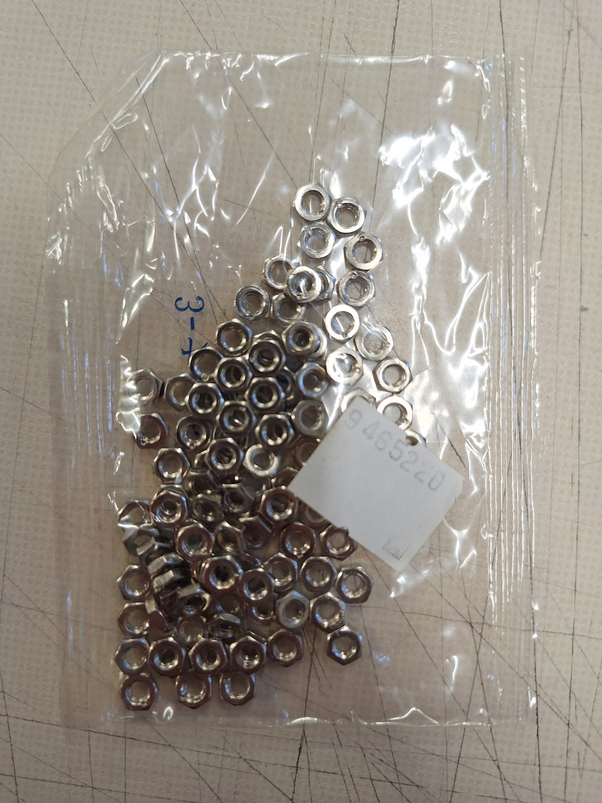 Tamiya 3mm Nut (100)