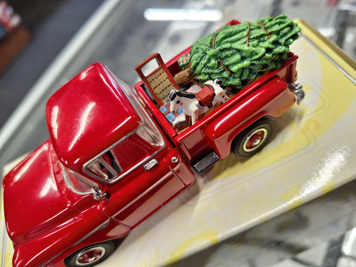 "Pre owned" Matchbox 1:43 1955 Chevy 3100 Christmas Pickup