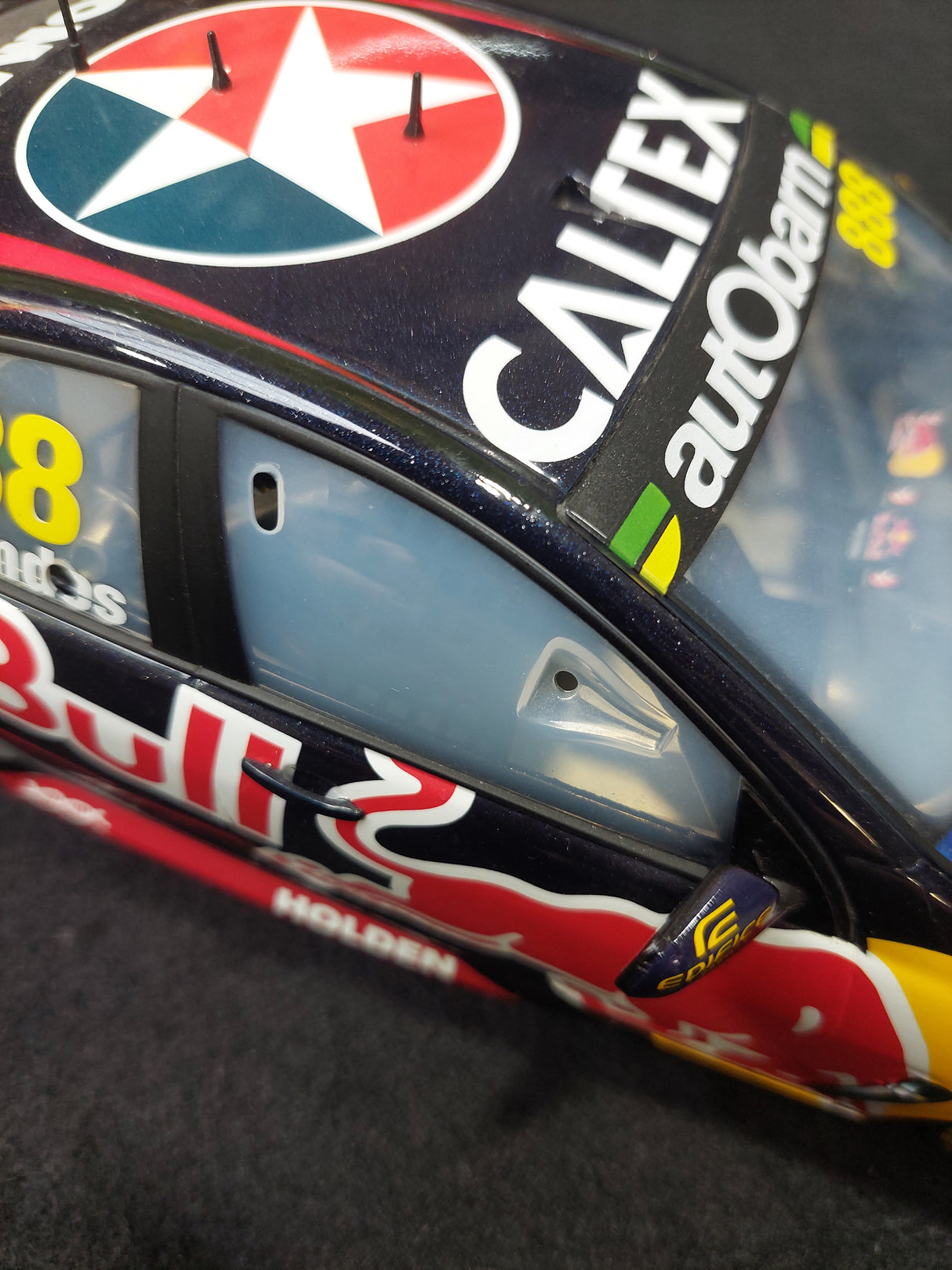 Holden VF Commodore 2015 Red Bull Racing Australia Craig Lowndes