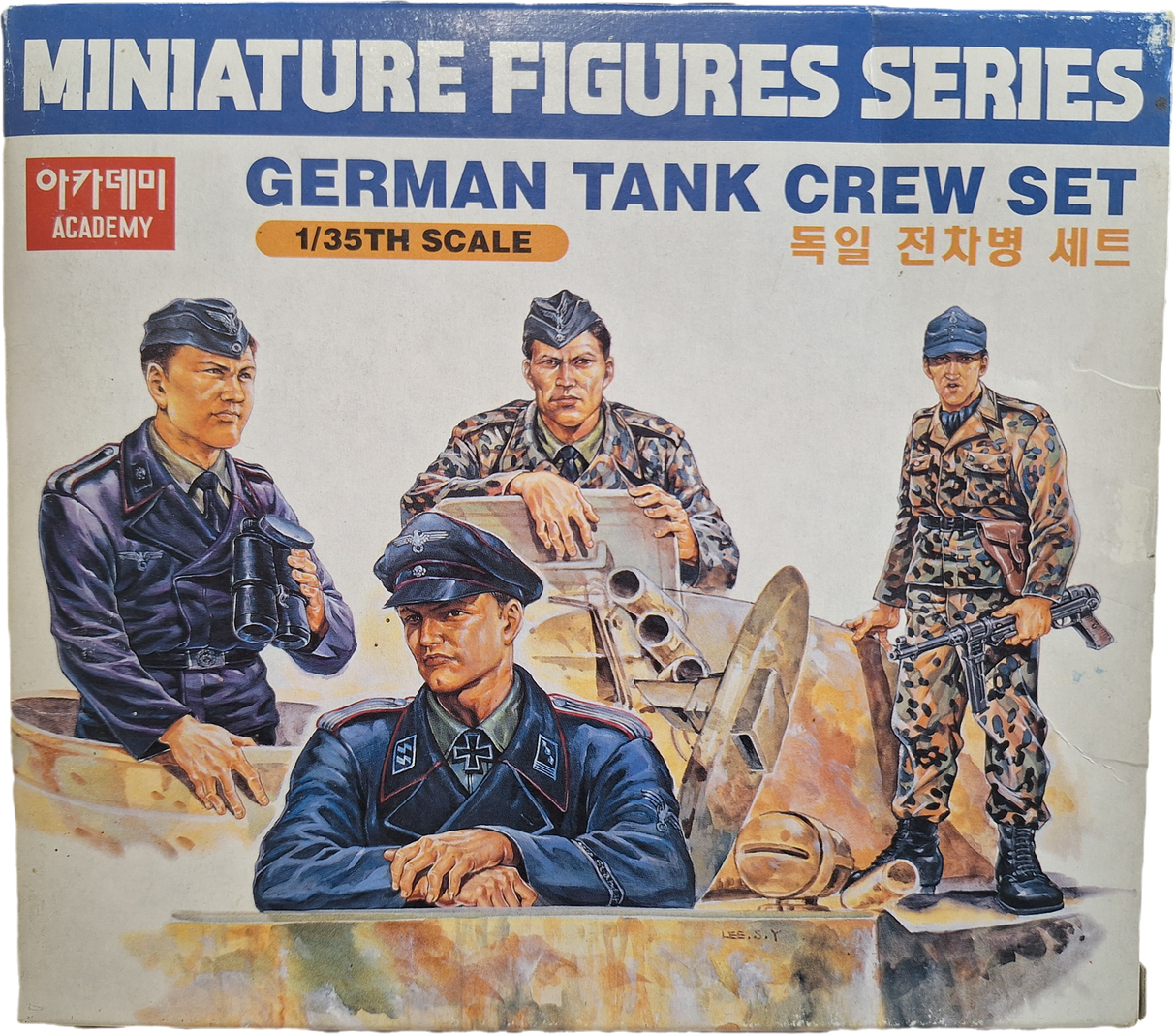 *Vintage* Academy 1:35 German Tank Crew Set (LW)