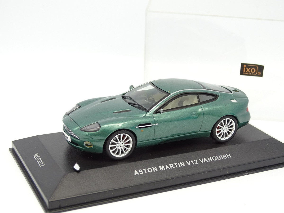 "Pre Owned" IXO 1:43 Aston Martin Vanquish V12 BRG