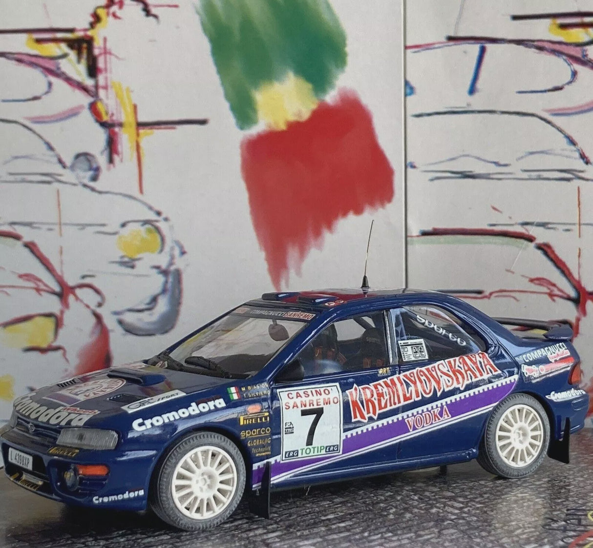 Trofeu 1:43 Subaru Impreza Biasion San Remo 1996