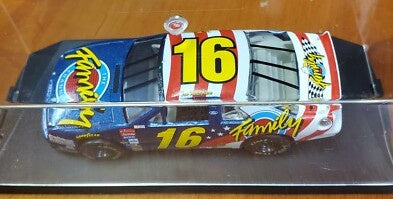 Quartzo 1:43 1990's #16 Ford Thunderbird FAMILY CH Ted Musgrave