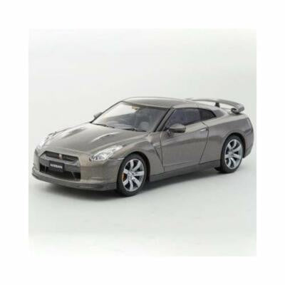 "Pre owned" Kyosho 1:43 Nissan GT-R (R35) Titanium Gray