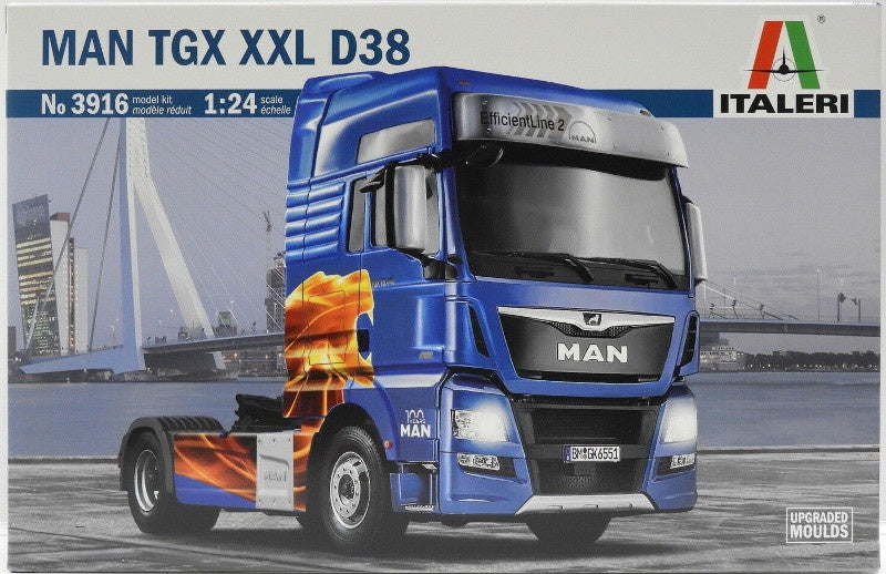Italeri 1:24 MAN TGX XXL D38