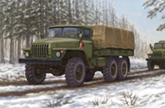 Trumpeter 1:35 Russian URAL-4320 Truck