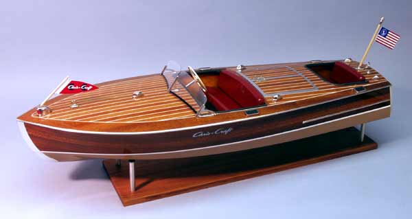 Dumas 1:8 1949 Chris-Craft 19' Racing Runabout
