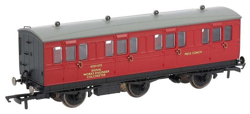 Hornby BR 6 Wheel Mess Coach KDE107E