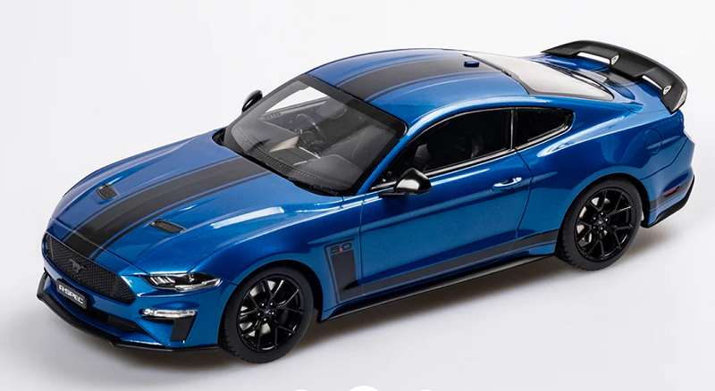 AC 1:18 Ford Mustang R-Spec Velocity Blue