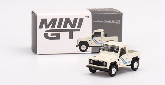 MGT 1:64 Land Rover Defender 90 Pickup White