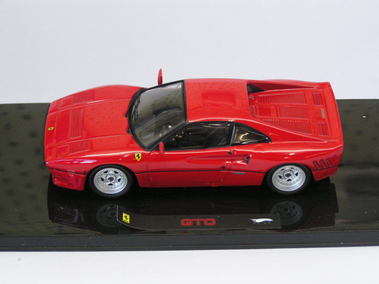 Hot Wheels Elite 1:43 Ferrari 288 GTO