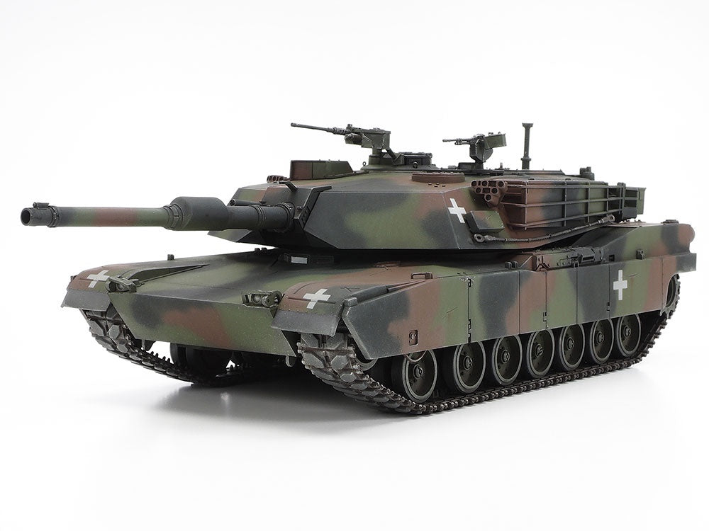 Tamiya 1:35 M1A1 Abrahams M1A1 Tank Ukraine