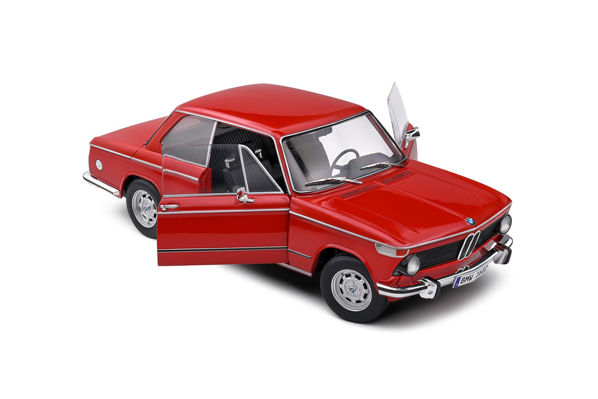 Solido 1:18 1971 BMW 1602 – Verona Red