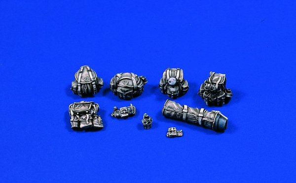 VP 1:35 Backpacks for Figures Resin Set