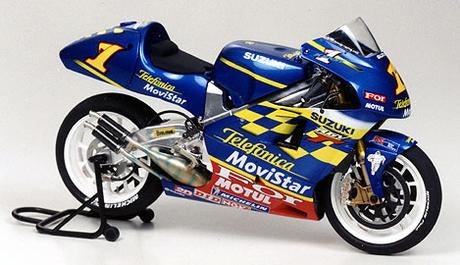 Tamiya 1:12 Suzuki RGV-Γ '01 Telefonica MoviStar (LW)