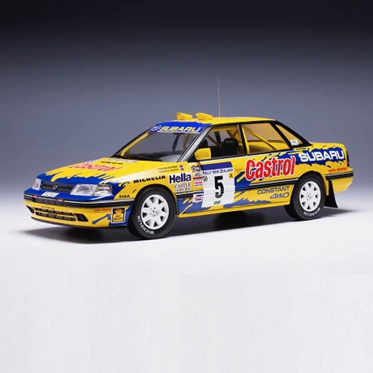 IXO #5 1/18 Subaru Legacy-Possum Borne 1992 Rally NZ