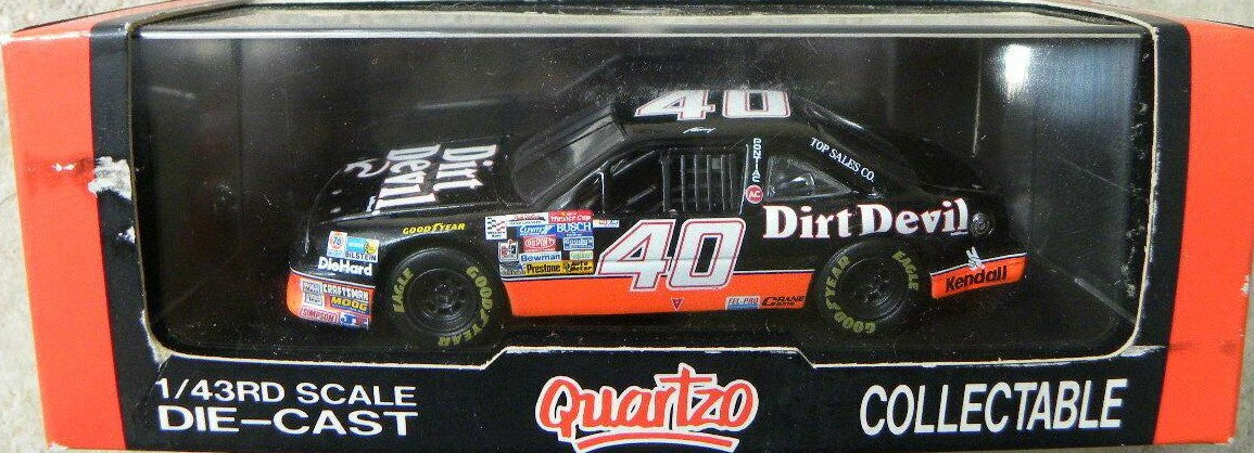 Quartzo 1:43 1990's #40 Pontiac Grand Prix DIRT DEVIL Kenny Wallace