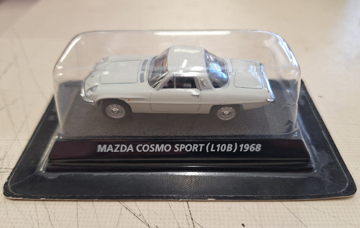 FMS 1:64 Mazda Cosmo Sport (L10B) 1968