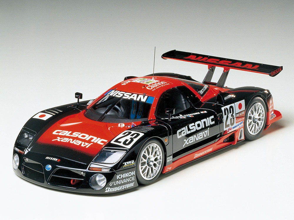 Tamiya 1/24 NISSAN R390 GT1