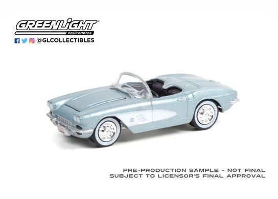 GL 1:64 1961 Chevrolet Corvette Convertible Silver/White