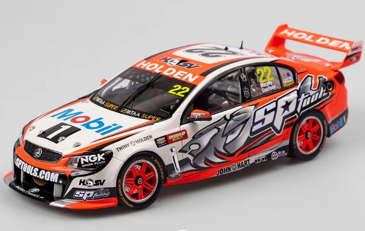 1:18 Holden Racing Team #22 Holden VF Commodore - 2014 Bathurst 1000