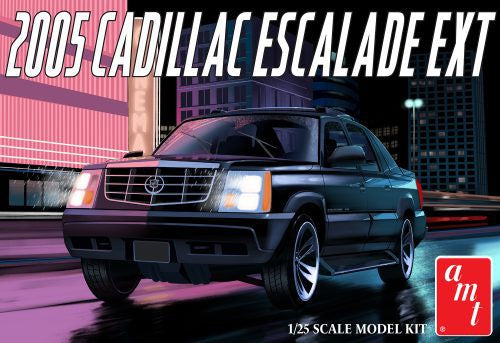 AMT 1/25 2005 CADILLAC ESCALADE