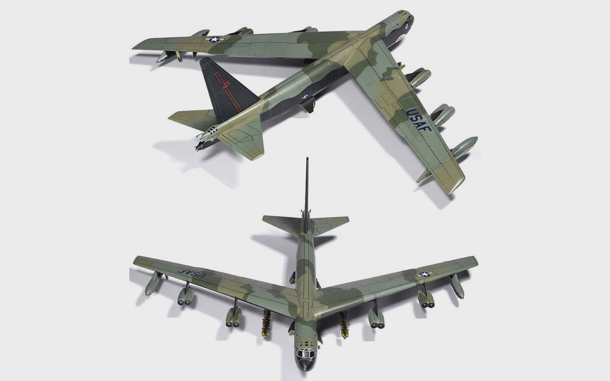 Academy 12632 1/144 B-52D Stratofortress
