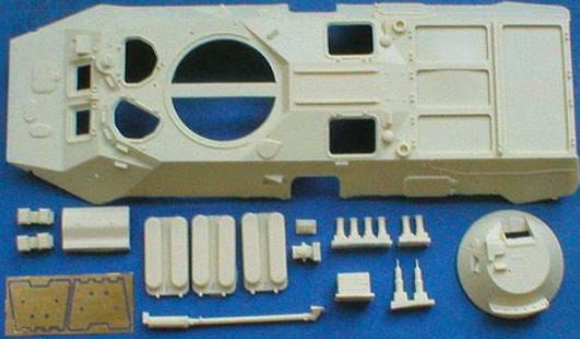 SP Designs 1:35 BTR-80K Command APC 2009 Resin Conv. Kit