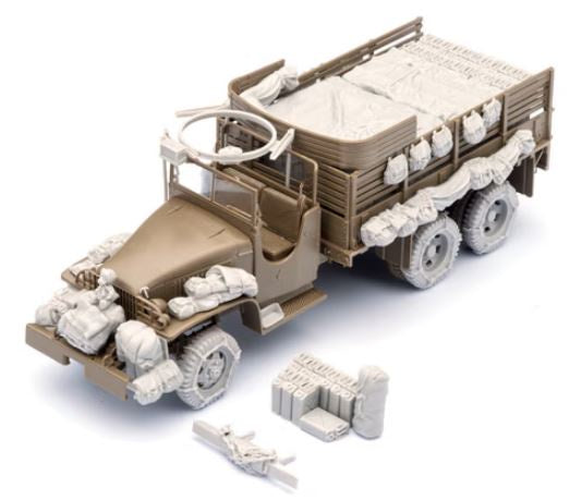 SOL 1:35 WW2 US 2.5t 6x6 Cargo Truck Stowage Resin Set