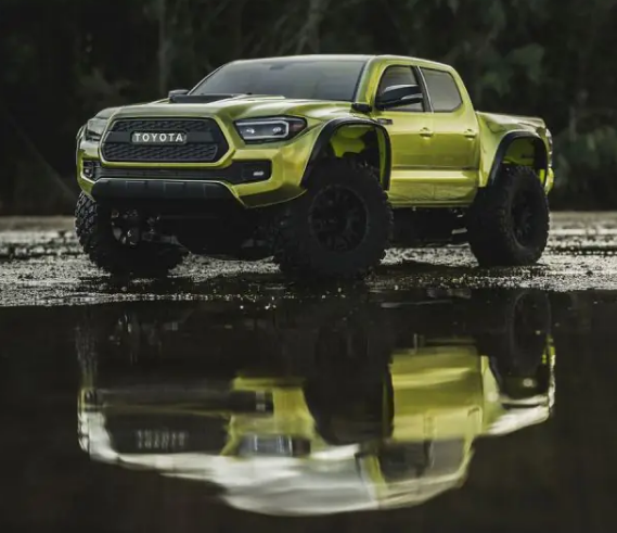 Kyosho 1:10 EP RS KB10 VE Tacoma TRD Lime